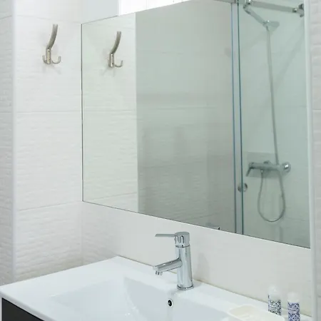 Casa Dos Terracos T2 Rc